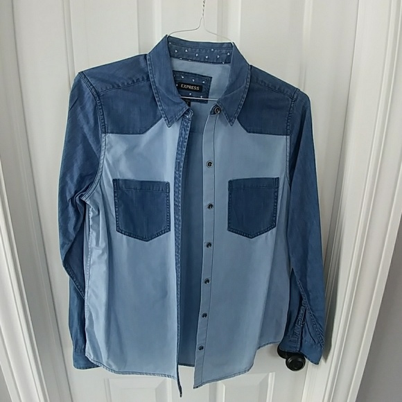 Express denim hearts and colorblock button-down - Picture 4 of 6